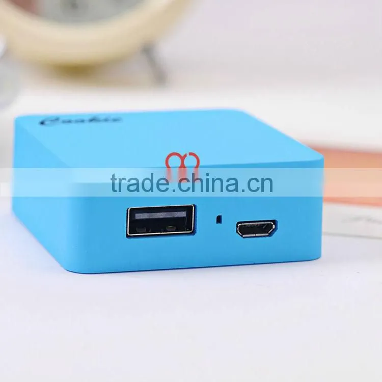 rechargeable external battery charger mobile phone W208 Cookie Power bank polymer or li-ion 2000MAH 280MAH china supplier