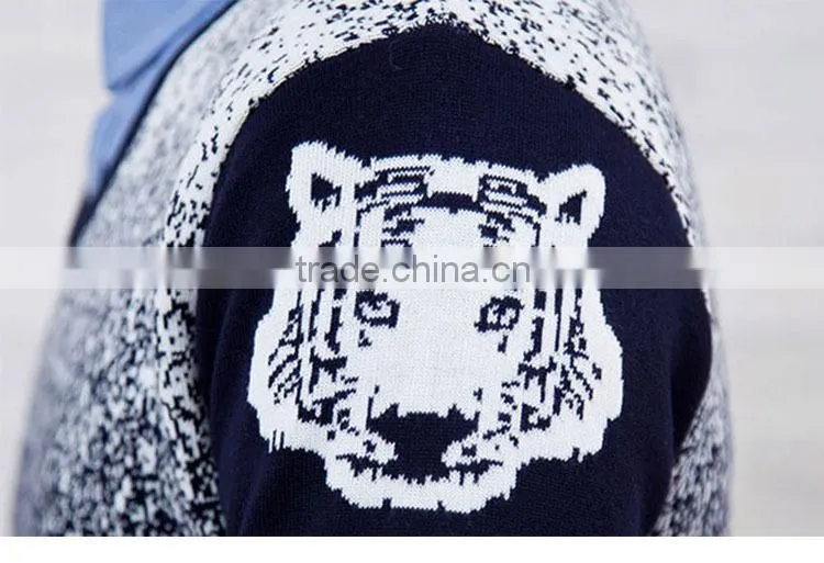 The men's v-neck sweater fashion spring for 2015 men new style sweater