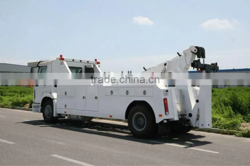 HOWO Middle Road Wrecker