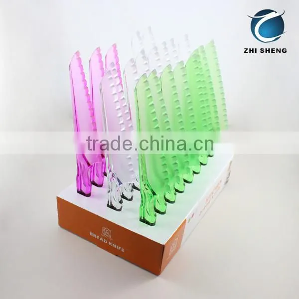 Plastic break knife