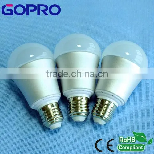 CE ROHS FCC Approval 80lm/W E27 7W LED Bulb China