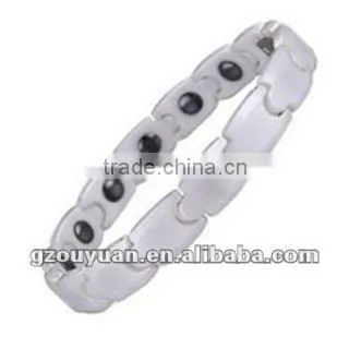 Amazing design simple style white ceramic bracelet