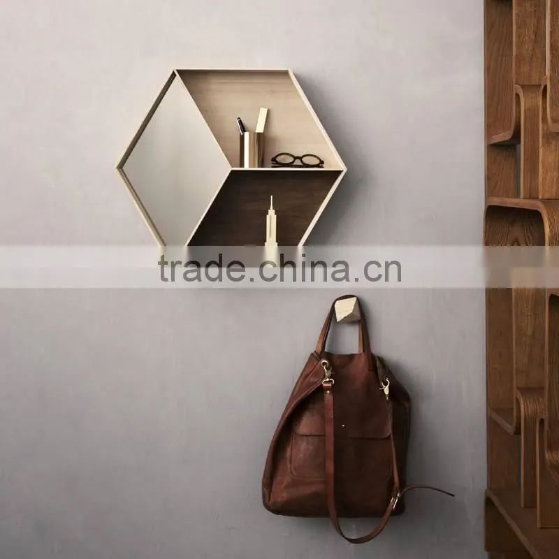 Cheap 3 Color Round Wooden Hook Wall Decoration Solid Wood Display Shelf