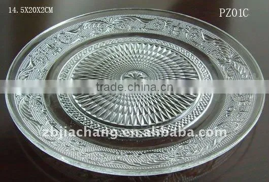 Round clear glass charger plate