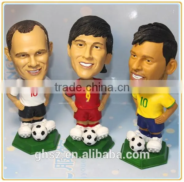 Custom resin football player toys bobbleheads wholesale