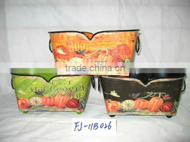 Halloween round handle Tin pot