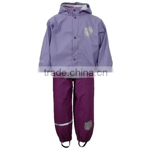 children rainsuit made of PU