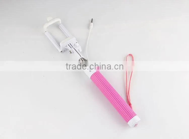 Mini selfie stick with 20cm length only after folding, no need bluetooth selfie stick, hot selling wired selfie stick