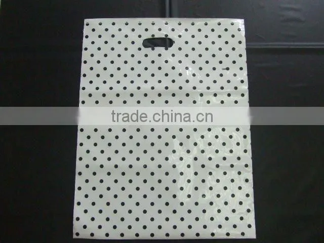 Best selling free sample hot design in Guangzhou plastic die cut carry bag