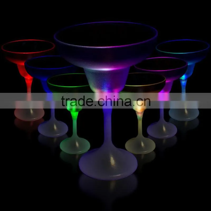 plastic high quality Led margarita glass and led light up drink glasses