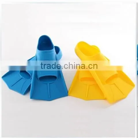 2015 New Arrival Professional Silicone Swim Fins