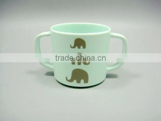 Pink solid color water cup with cute design and handle