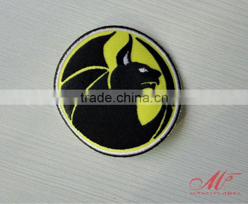China high quality hand custom embroidery patch,embroidery badges