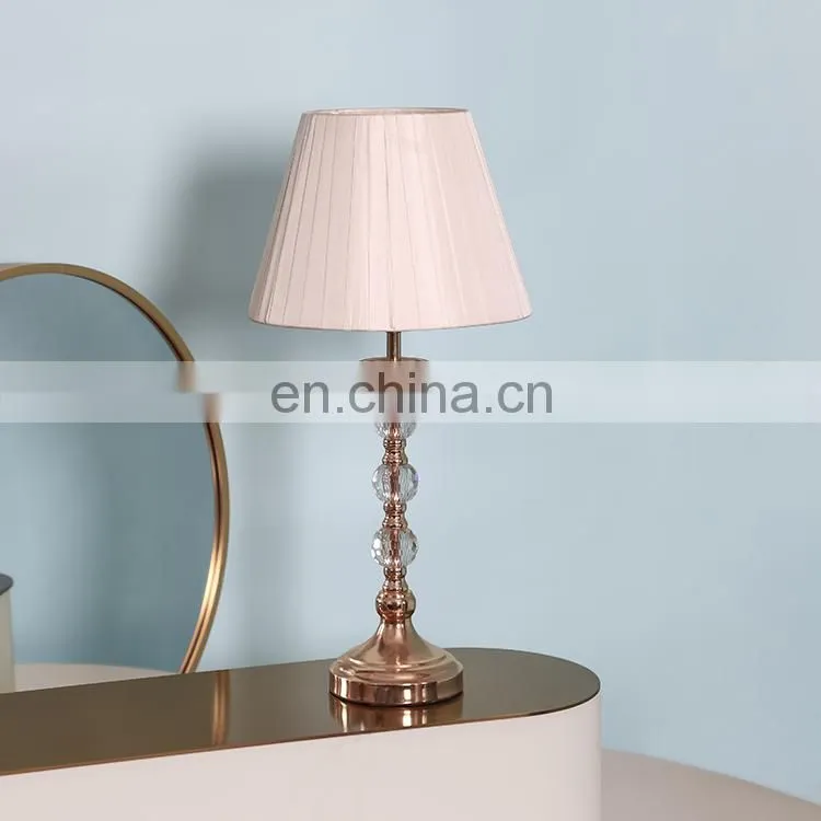 Elegant crystal decorative design modern bedroom metal night lamp for bedside