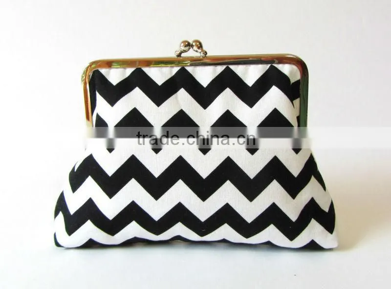 Beautiful pattern pringting fastener seal polyester cosmetic bag