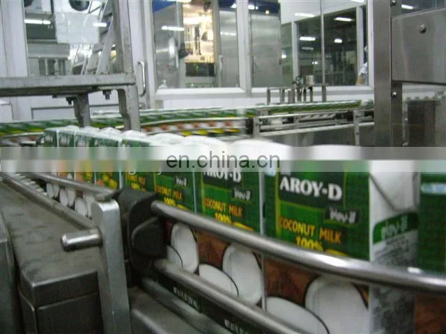 Fresh coconut water extracting machine