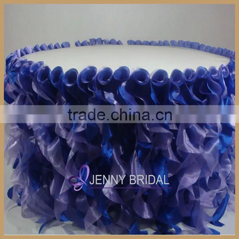 TC055B China wholesale black and white ruffles table skirting designs