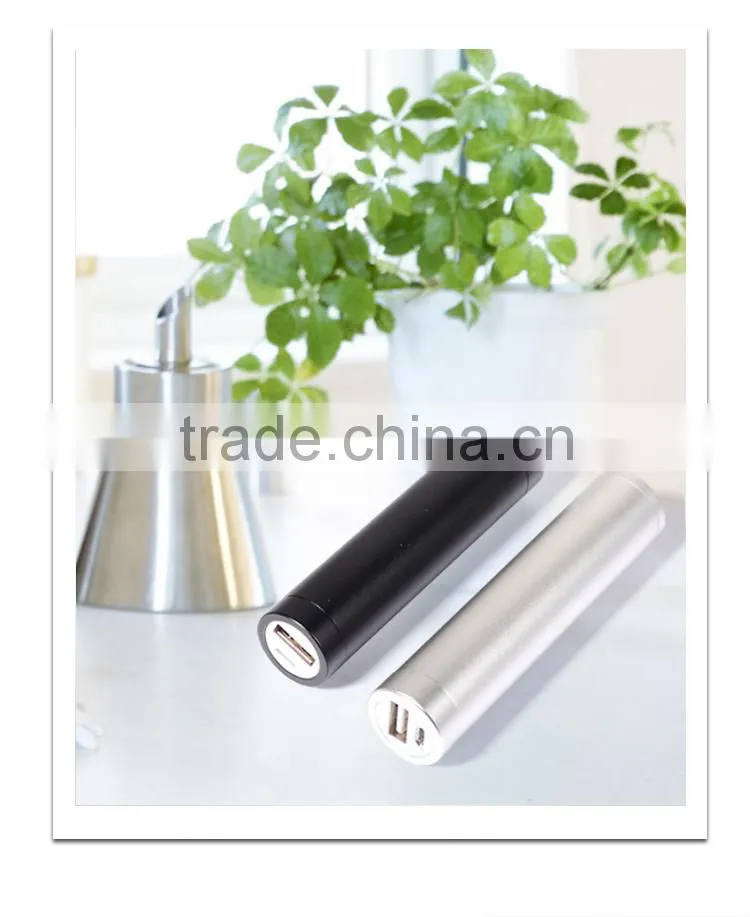 new product top selling Portable rechargeable battery gift power bank 2600mah