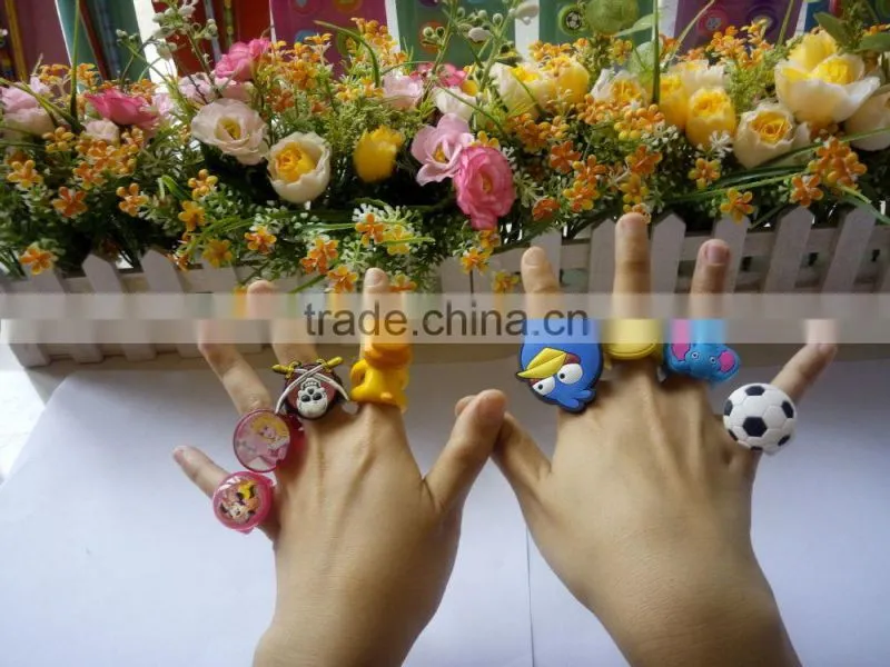 Cheap various lovely plastic cartoon finger ring