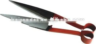 red small wool cutter