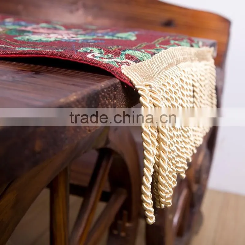 PLUS Attractive Designer Table Runners