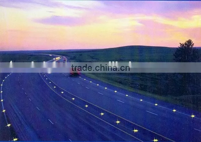 High quality flashing LED solar road marking studs,solar LED step light dark caution road stud