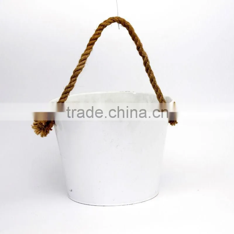 OUTDOOR WATER BUCKET WHITE BUCKET WITH 1 HEMP ROPE HANDLE