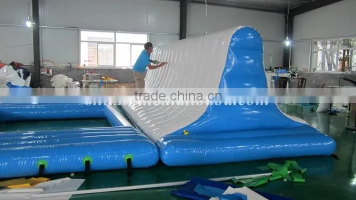 Gaint Outdoor inflatable floating obstacle with frame pool