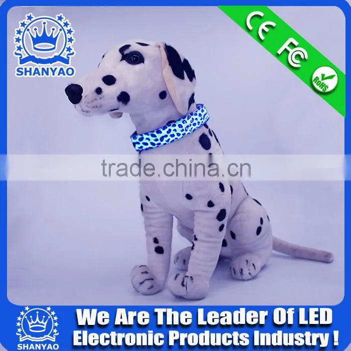 2015 Hot Selling Christmas LED Plastic Pet Trainer Collar With Leopard