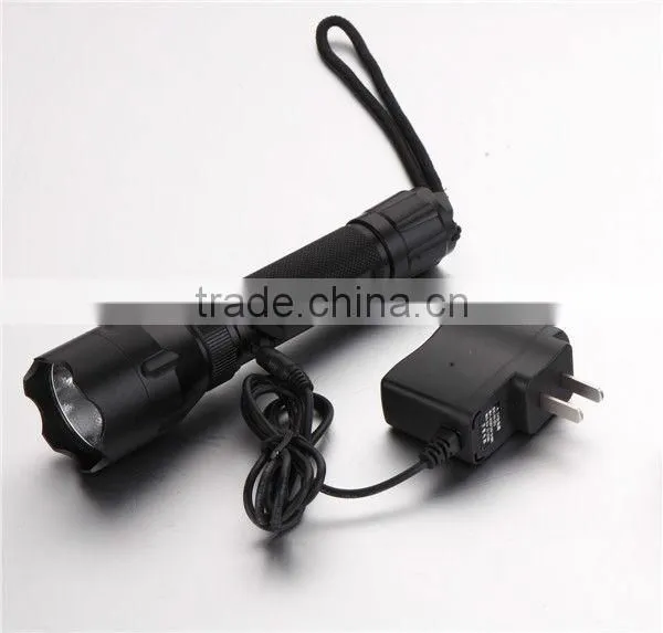 Popular CREE LED Rechargeable Flashlight with Rechargeable Battery