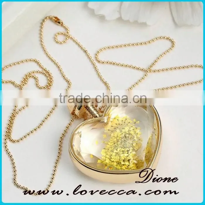 Latest Jewelry Accessories Real Flower Clear Galss Pendant with Chain
