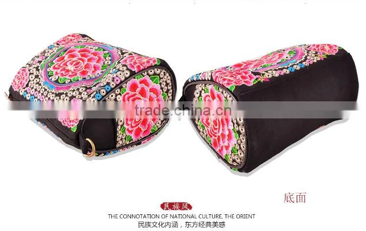Chinese wholesale embroidery canvas messenger bag shoulder bags for women
