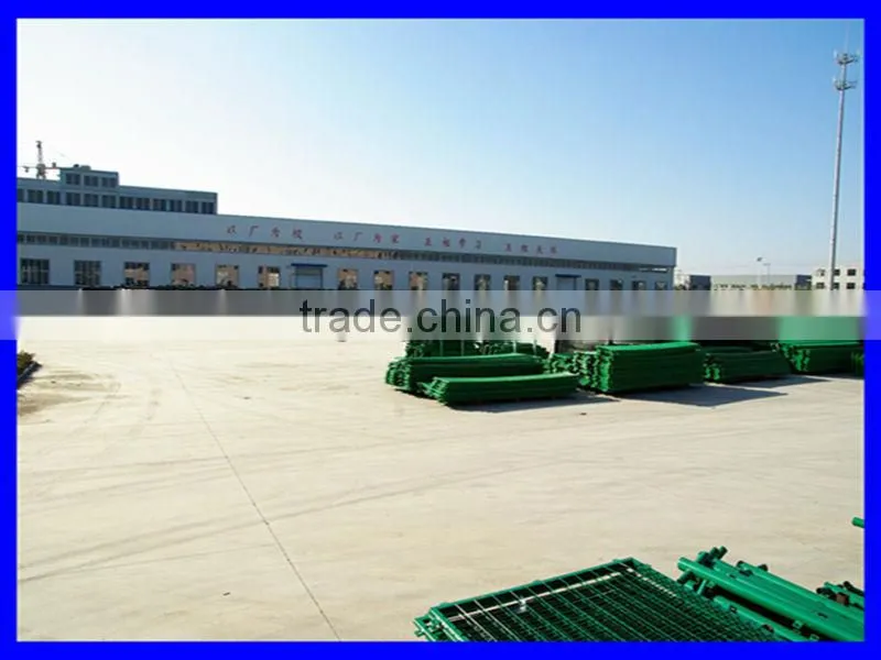 hot dip galvanized and paint dark green Steel Y Fence Post for Middle East and Israel Market