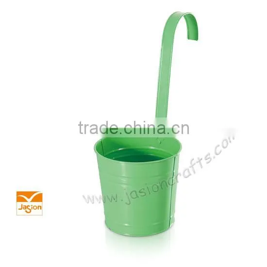 Beautiful pet food bowl for animal