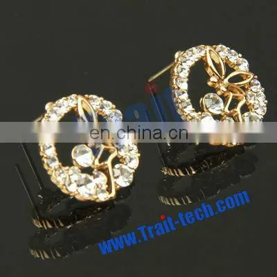 Wholesale without MOQ ! Hanging Skull Ear Cuff