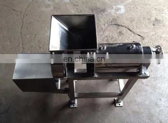 Screw Press Juicer / Garlic Juice And Ginger Juice Machine