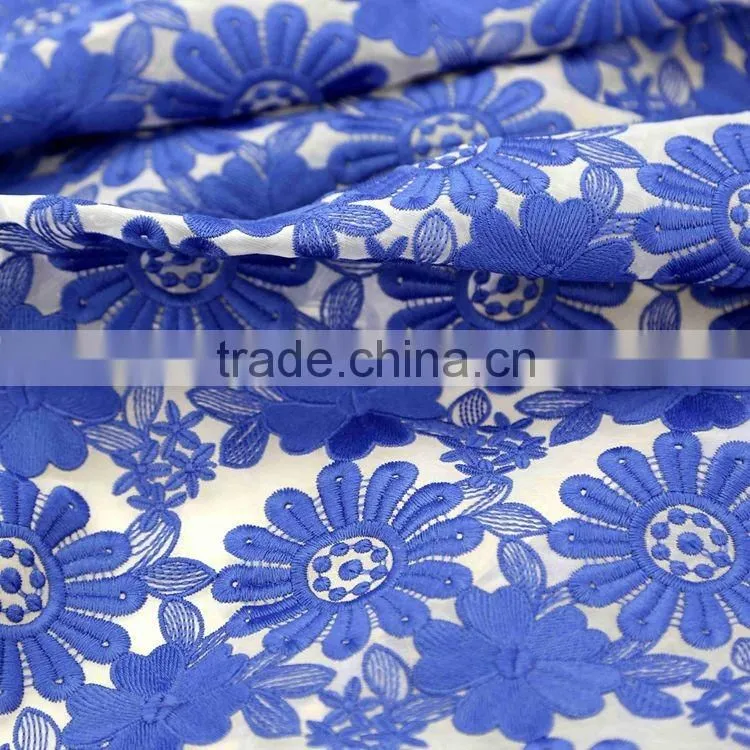 Good price european fashion beautiful water soluble embroidery lace fabric