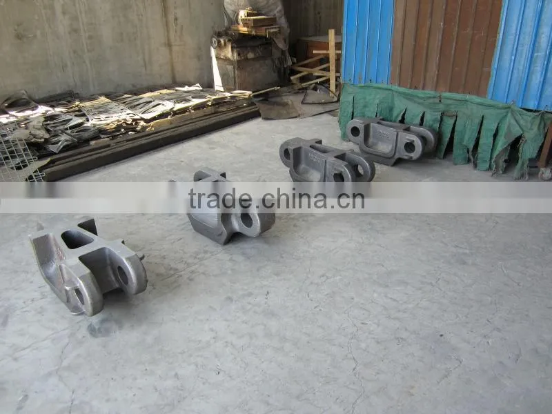 crawler pad link casting
