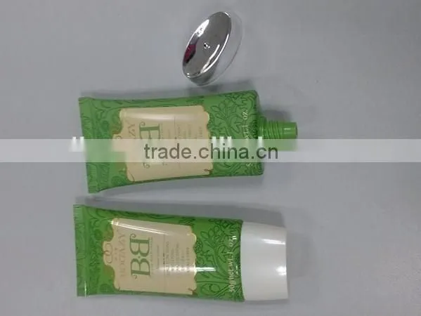 Plastic cosmetic container with silver metalized screw on cap for skin care packaging