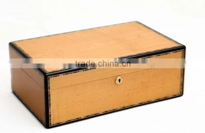 custom wooden cigar box