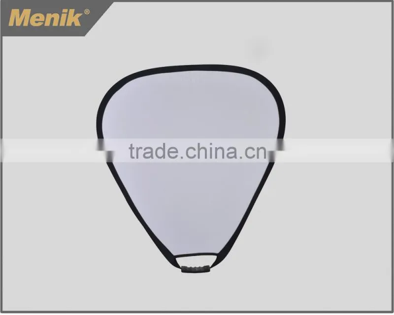TR-21 handheld 5 in 1 triangle folding reflector