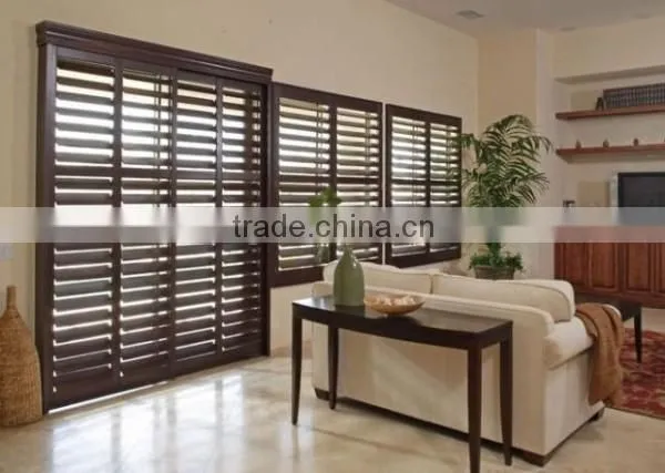 Customized manual crank roller shutter with shutter accessories