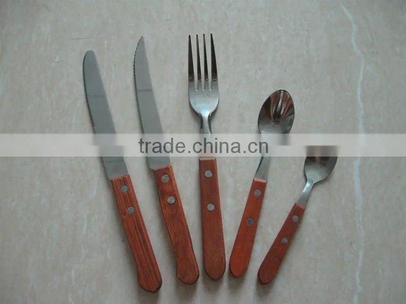 Wooden Handle spoon and fork cutlery set