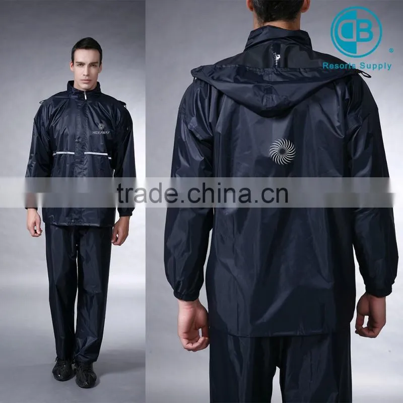 Polyester taffeta raincoat with jacket and pants