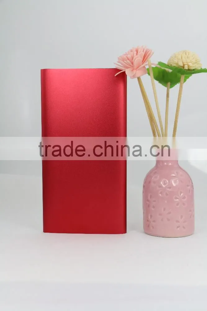 2016 New Design OEM Metal phone power bank 10000mAh