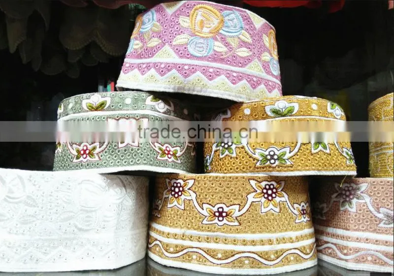 2016 new design stock lot embroidered omani cap