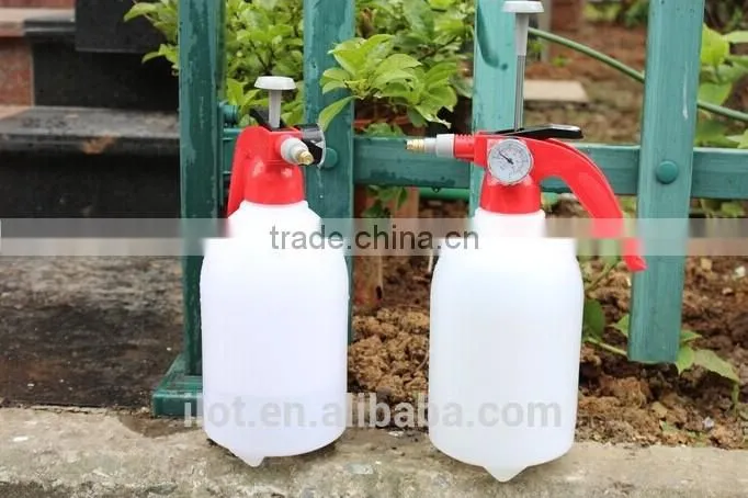 2L mini Pressure Sprayer with Pressure Gauge and Safety Valve