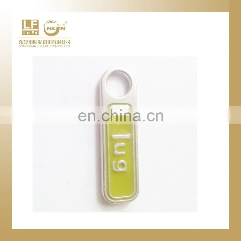 custom metal zipper pull