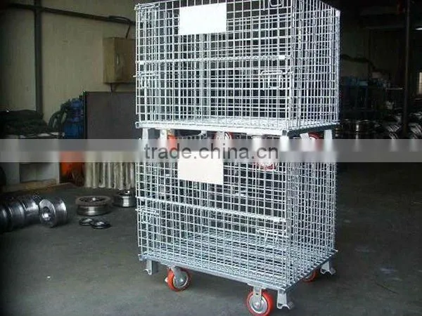 Stacking and folding wire container with wheel