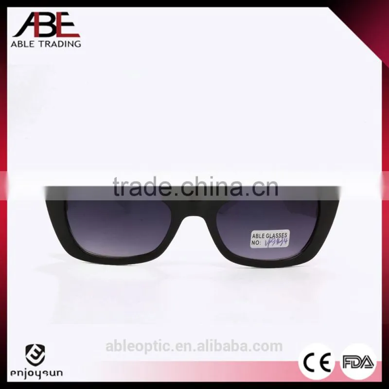 Promotional factory price sunglasses with low MOQ